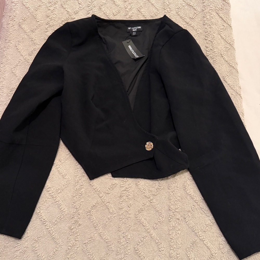PrettyLittleThing Black Blazer with Gold Button